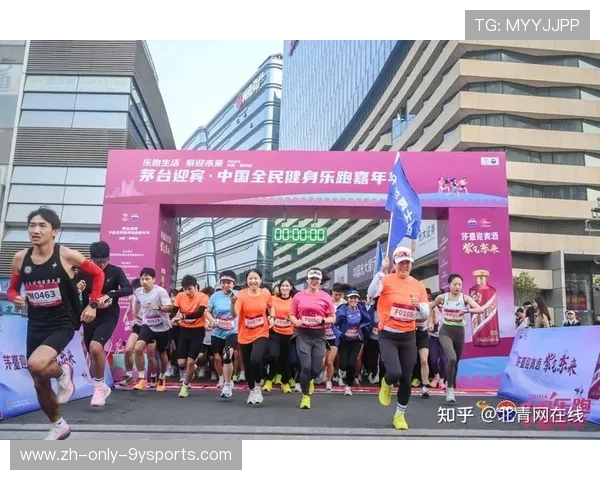 全运赛场故事频出热议——体育激情点燃全民热情的背后